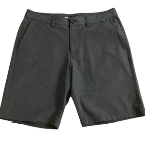 TRAVIS Mathew Shorts Size 34